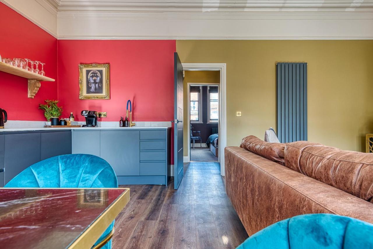 Casa Del Artista - Luxury Apartments, Whitby Esterno foto