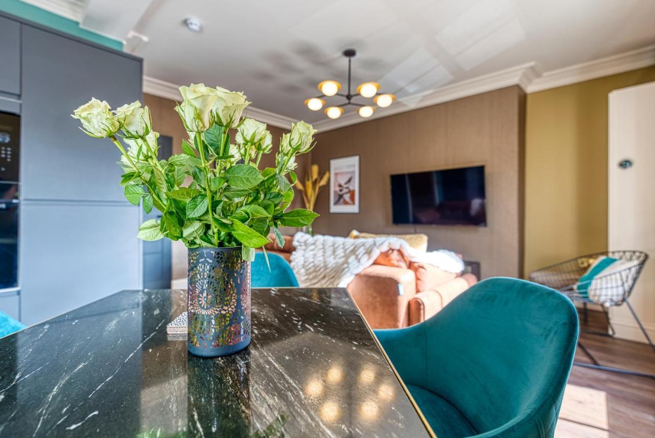 Casa Del Artista - Luxury Apartments, Whitby Esterno foto