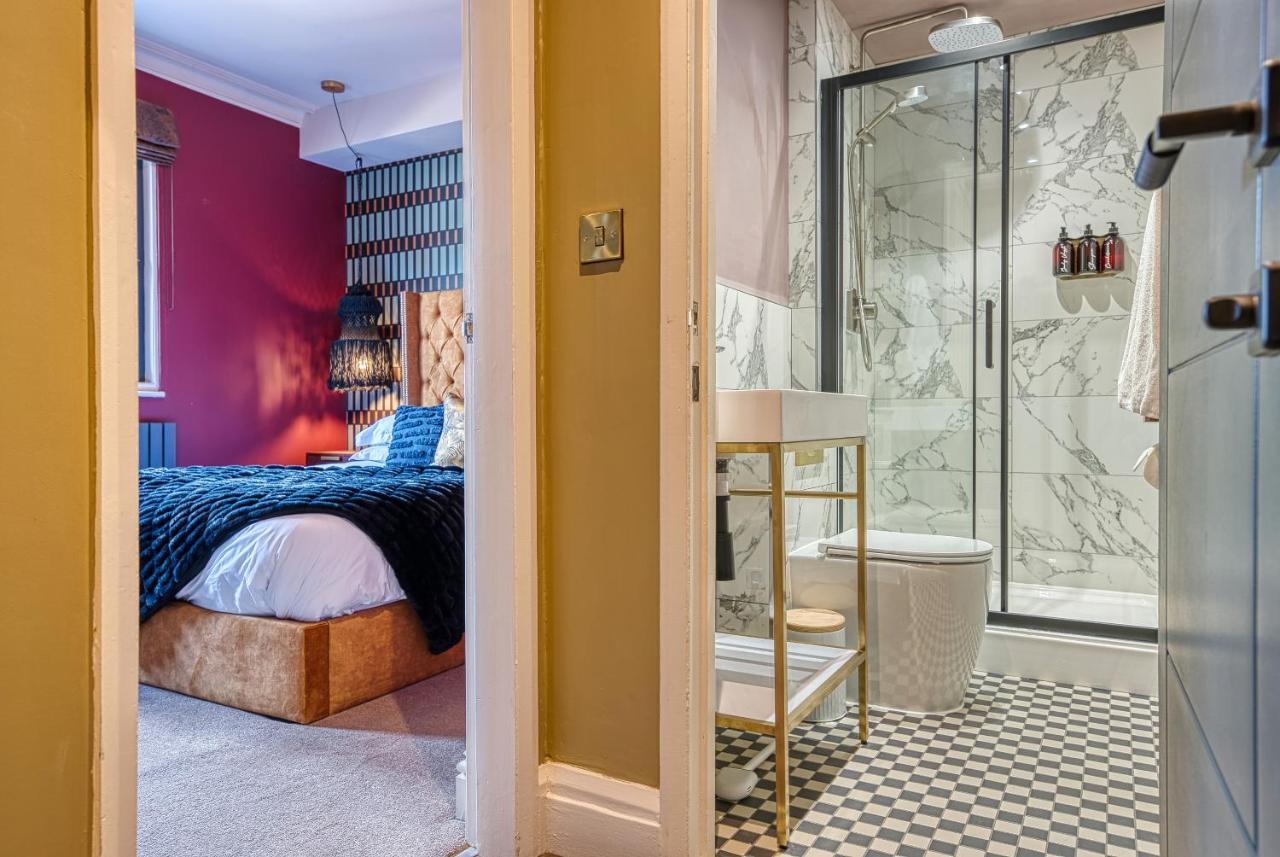 Casa Del Artista - Luxury Apartments, Whitby Esterno foto